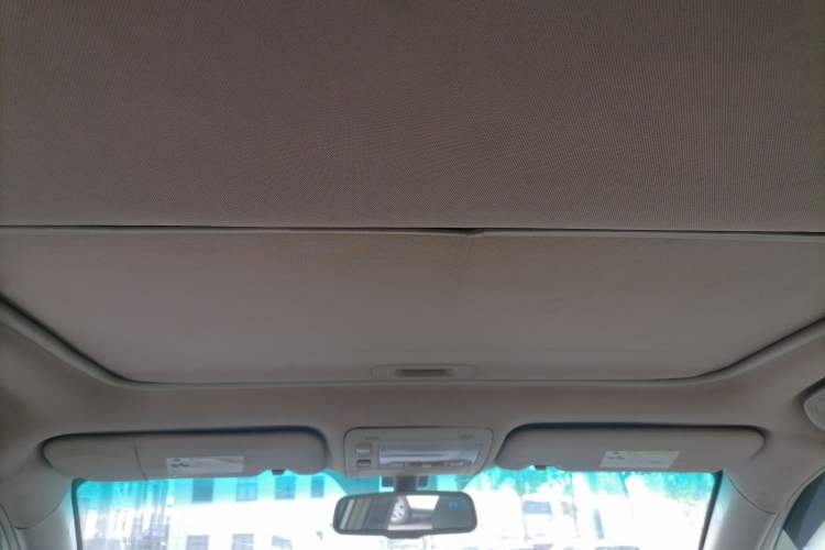 Used BYD S6 2011 2.4L Automatic Luxury Edition Headliner