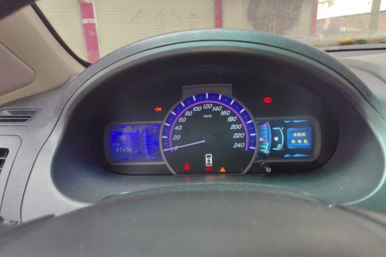 Used BYD S6 2011 2.0L Manual Luxury Version Instrument Cluster