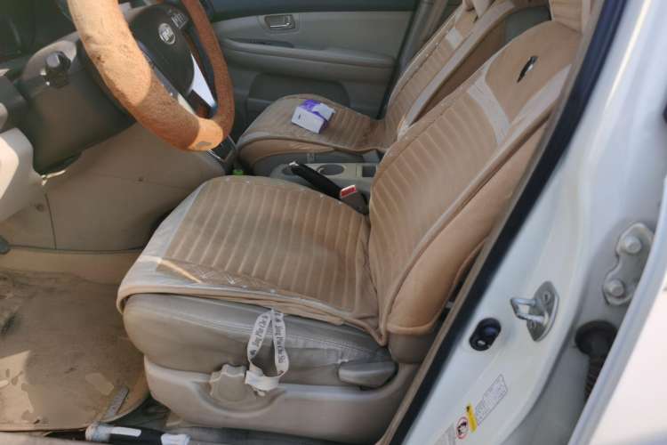 Used BYD S6 2011 2.4L Automatic Luxury Edition Left Front Seat