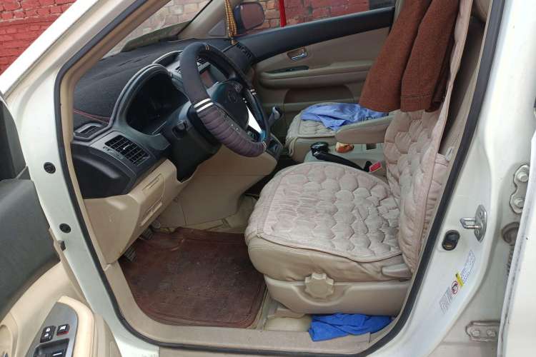 Used BYD S6 2011 2.0L Manual Luxury Version Left Front Seat