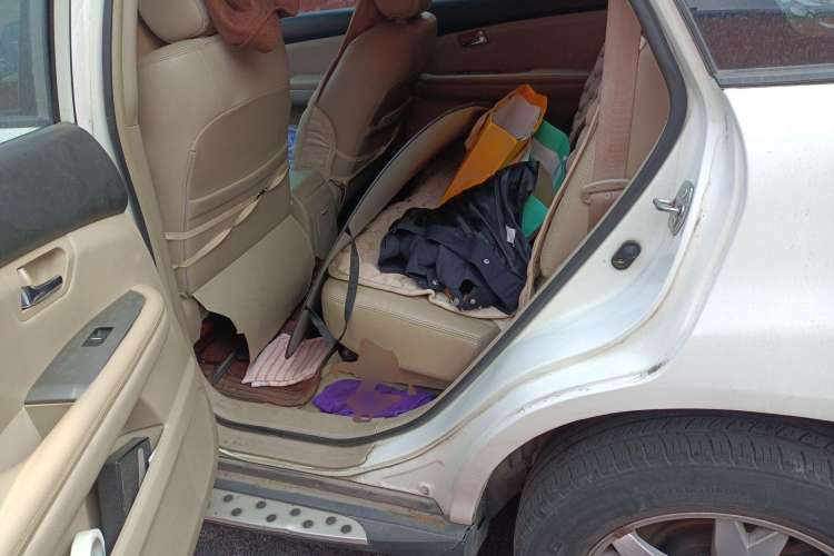 Used BYD S6 2011 2.0L Manual Luxury Version Left Rear Seat