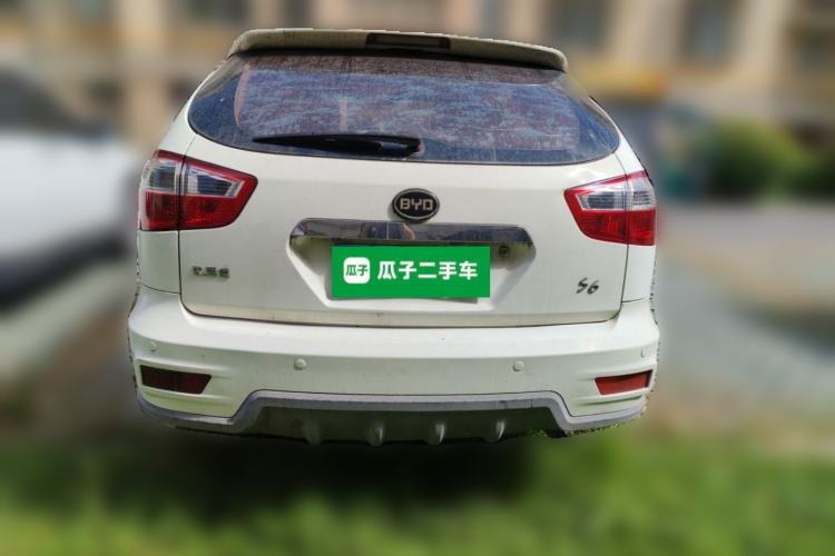 Used BYD S6 2011 2.4L Automatic Luxury Edition Rear
