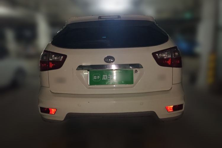 Used BYD S6 2011 2.0L Manual Luxury Version Rear
