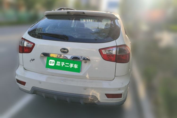 Used BYD S6 2011 2.0L Manual Luxury Version Rear