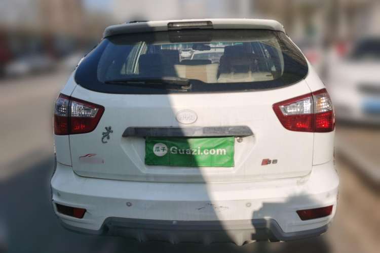 Used BYD S6 2011 2.4L Automatic Luxury Edition Rear
