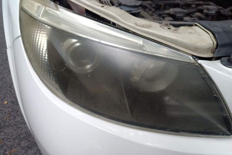 Used BYD S6 2011 2.0L Manual Luxury Version Right Front Headlight