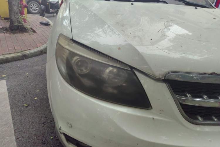Used BYD S6 2011 2.0L Manual Luxury Version Right Front Headlight