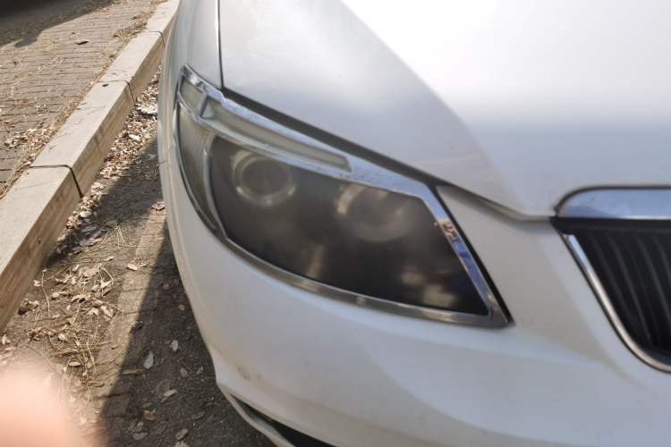 Used BYD S6 2011 2.4L Automatic Luxury Edition Right Front Headlight