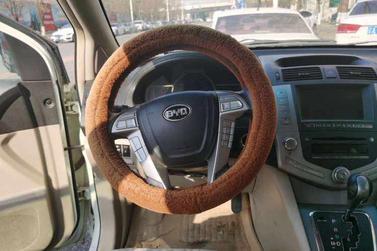 Used BYD S6 2011 2.4L Automatic Luxury Edition Steering Wheel