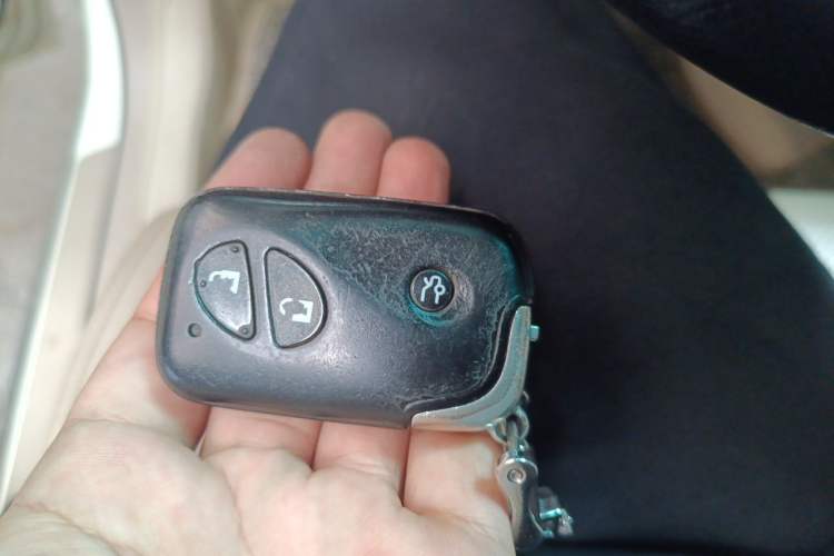 Used BYD S6 2011 2.0L Manual Luxury Version Vehicle Key
