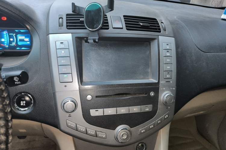 Used BYD S6 2012 2.0L Manual Luxury Version Audio And AC Panel