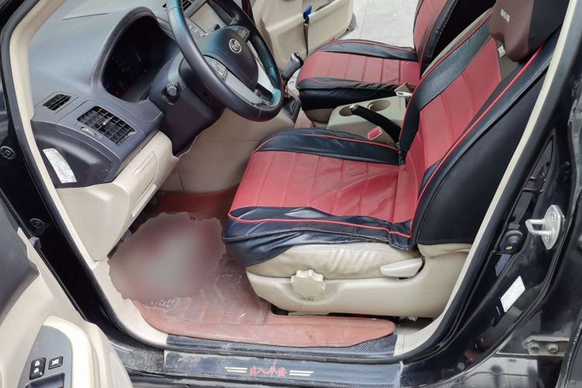 Used BYD S6 2012 2.0L Manual Luxury Version Driver Seat