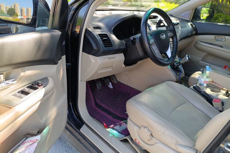 Used BYD S6 2012 2.0L Manual Luxury Version Driver Seat