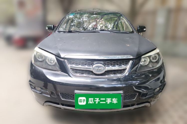 Used BYD S6 2012 2.0L Manual Luxury Version Front