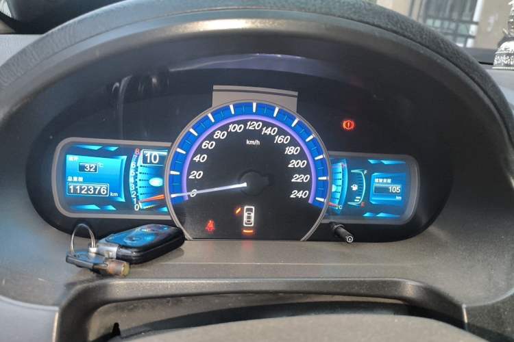 Used BYD S6 2012 2.0L Manual Luxury Version Instrument Cluster