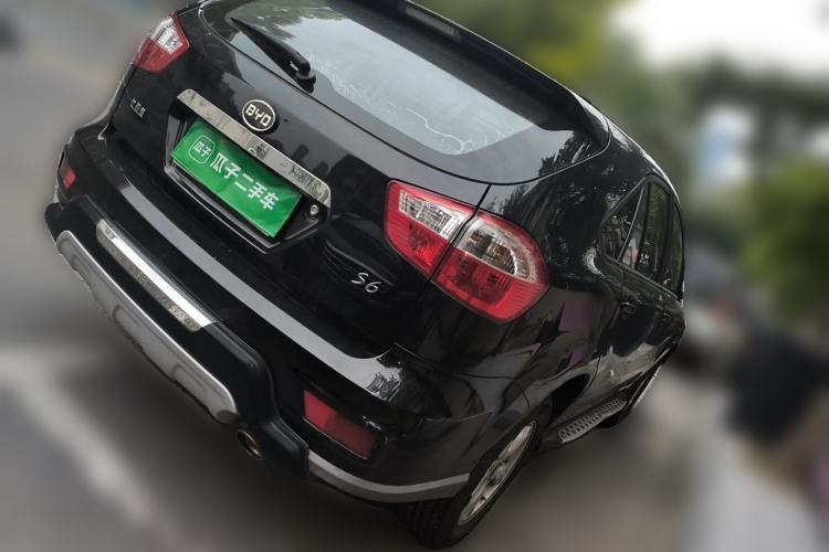 Used BYD S6 2012 2.0L Manual Luxury Version Rear Right 45 Deg