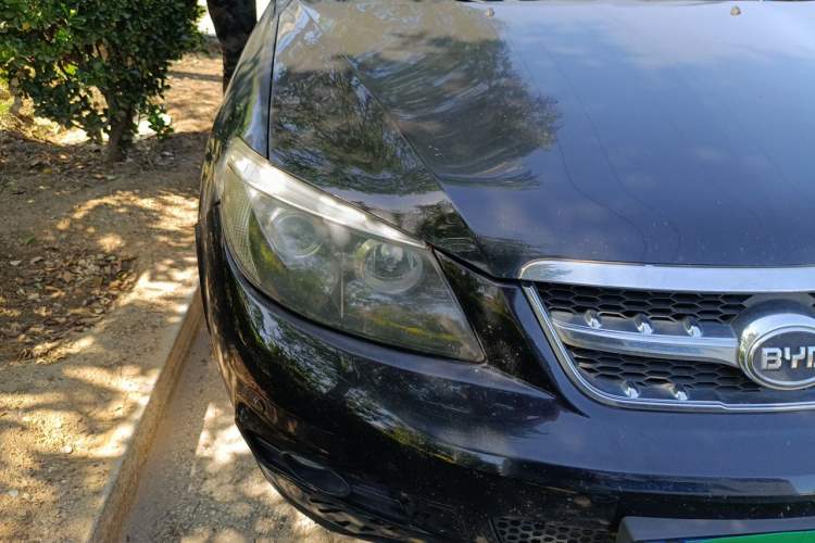 Used BYD S6 2012 2.0L Manual Luxury Version Right Front Headlight
