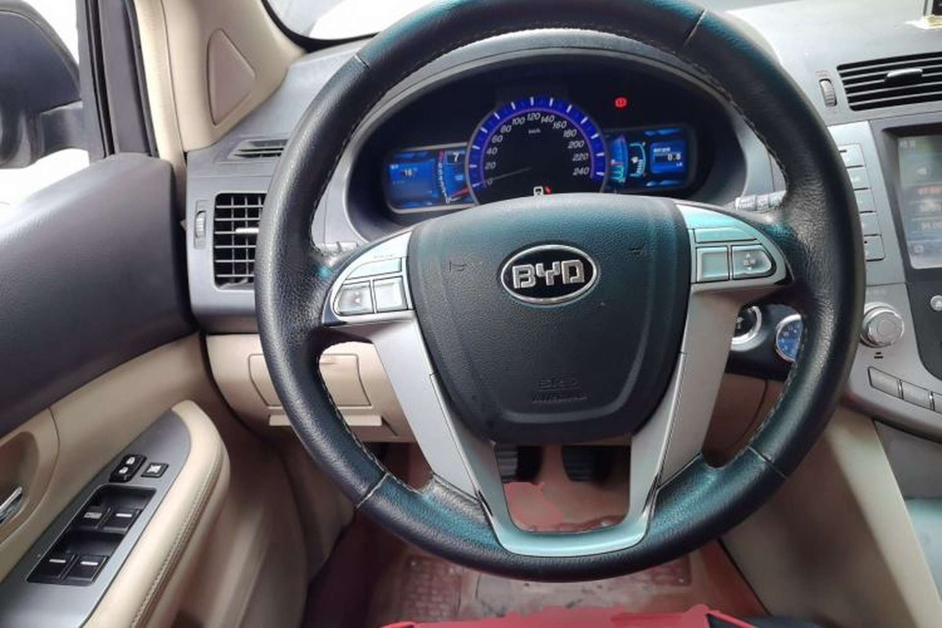Used BYD S6 2012 2.0L Manual Luxury Version Steering Wheel