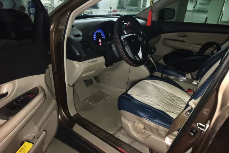 Used BYD S6 2012 2.4L Automatic Luxury Edition Driver Seat