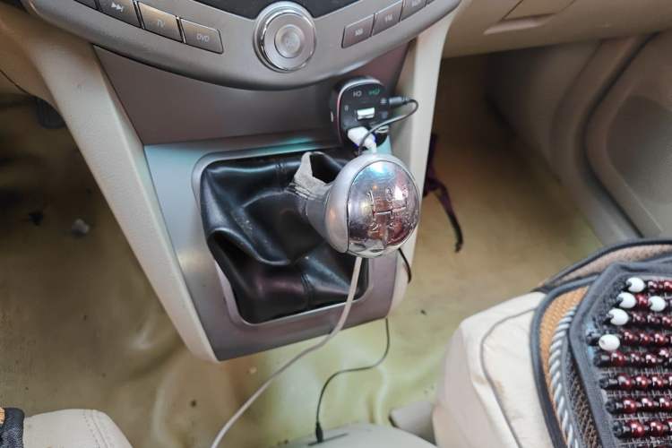 Used BYD S6 2012 2.0L Manual Luxury Version Gear Lever