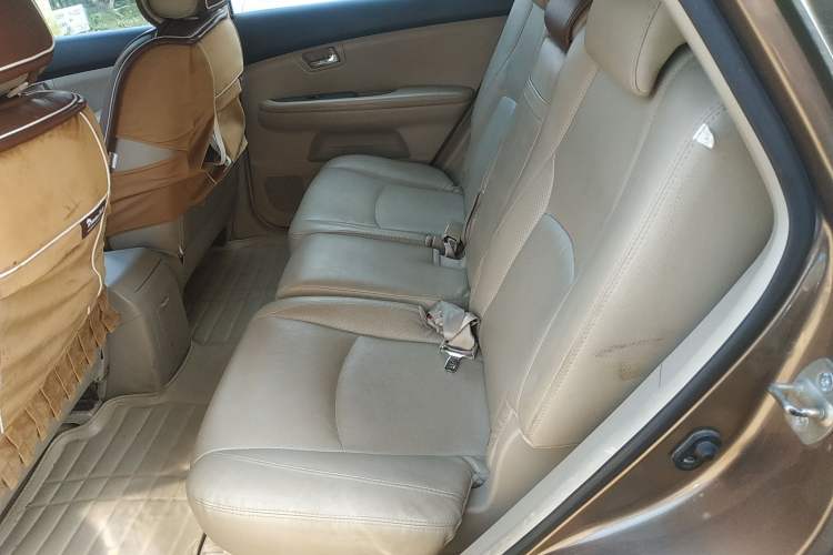 Used BYD S6 2012 2.4L Automatic Luxury Edition Left Rear Seat