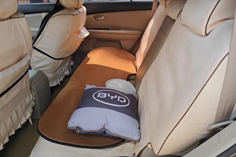 Used BYD S6 2012 2.0L Manual Luxury Version Left Rear Seat