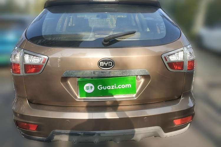 Used BYD S6 2012 2.4L Automatic Luxury Edition Rear