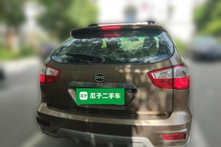 Used BYD S6 2012 2.0L Manual Luxury Version Rear