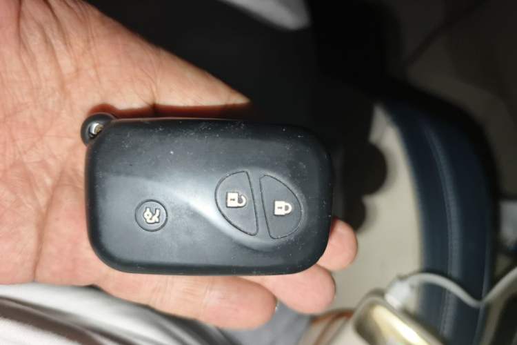 Used BYD S6 2012 2.4L Automatic Luxury Edition Vehicle Key
