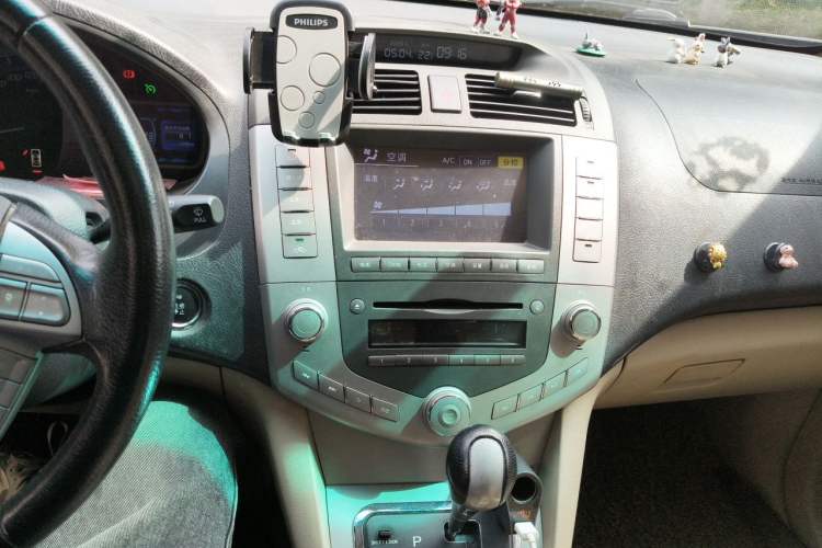 Used BYD S6 2012 2.4L Automatic Luxury Edition Audio And AC Panel