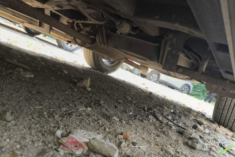 Used BYD S6 2012 2.0L Manual Luxury Version Chassis Front Left