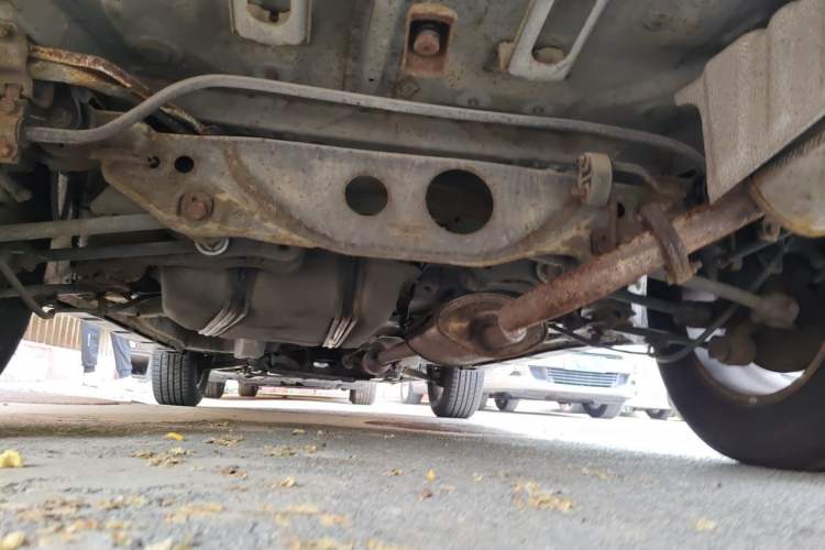 Used BYD S6 2012 2.4L Automatic Luxury Edition Chassis Rear
