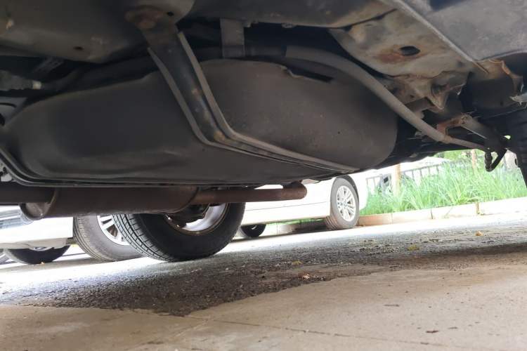 Used BYD S6 2012 2.4L Automatic Luxury Edition Chassis Rear Left