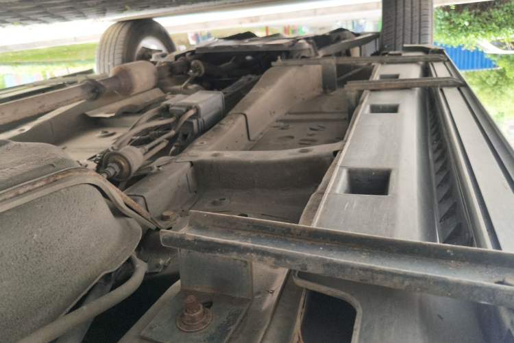 Used BYD S6 2012 2.4L Automatic Luxury Edition Chassis Rear Left