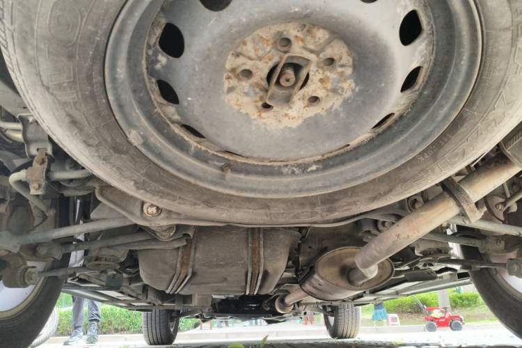 Used BYD S6 2012 2.4L Automatic Luxury Edition Chassis Rear
