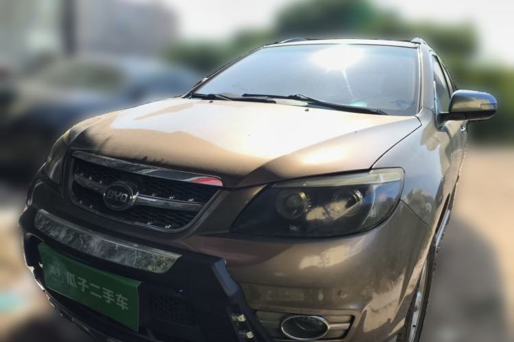 Used BYD S6 2012 2.0L Manual Luxury Version Front