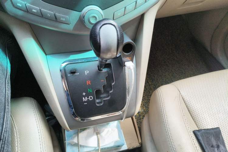 Used BYD S6 2012 2.4L Automatic Luxury Edition Gear Lever