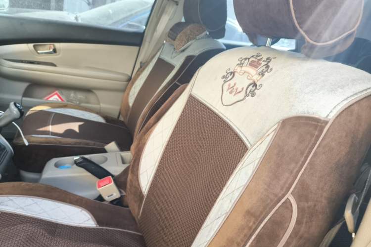 Used BYD S6 2012 2.0L Manual Luxury Version Left Front Seat