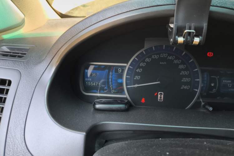 Used BYD S6 2012 2.0L Manual Luxury Version Odometer Close Up
