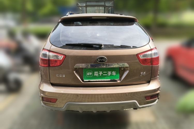 Used BYD S6 2012 2.4L Automatic Luxury Edition Rear