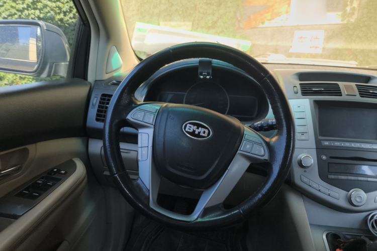 Used BYD S6 2012 2.0L Manual Luxury Version Steering Wheel