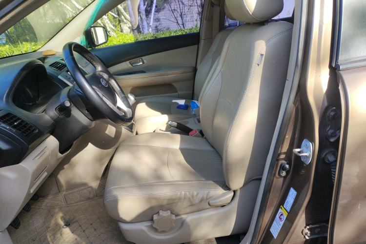 Used BYD S6 2012 2.0L Manual Luxury Version Left Front Seat