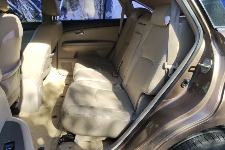 Used BYD S6 2012 2.0L Manual Luxury Version Left Rear Seat