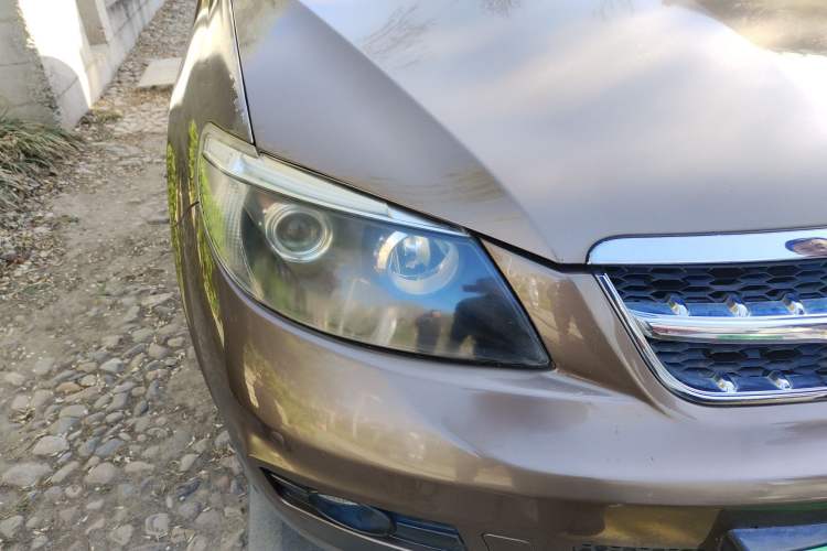Used BYD S6 2012 2.0L Manual Luxury Version Right Front Headlight