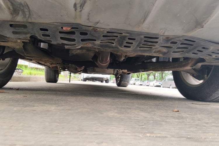 Used BYD S6 2012 2.0L Manual Luxury Version Chassis Front