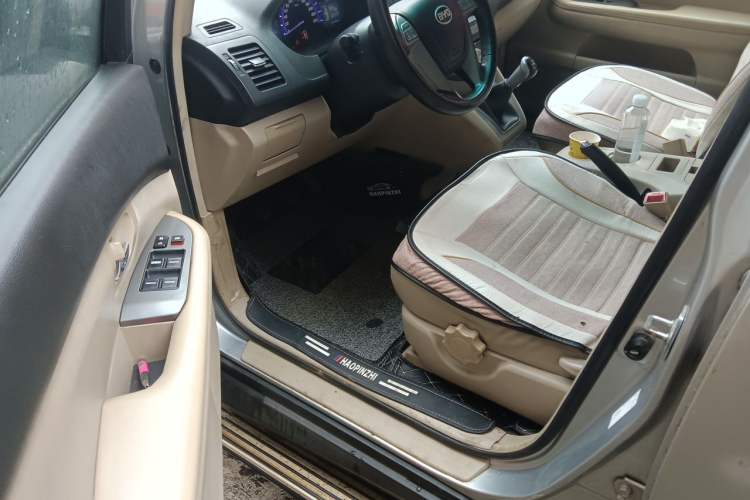 Used BYD S6 2012 2.0L Manual Luxury Version Driver Seat