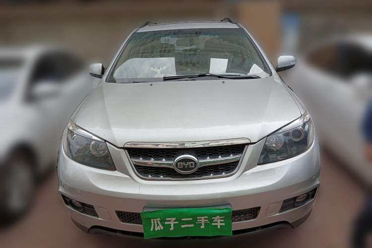 Used BYD S6 2012 2.0L Manual Luxury Version Front