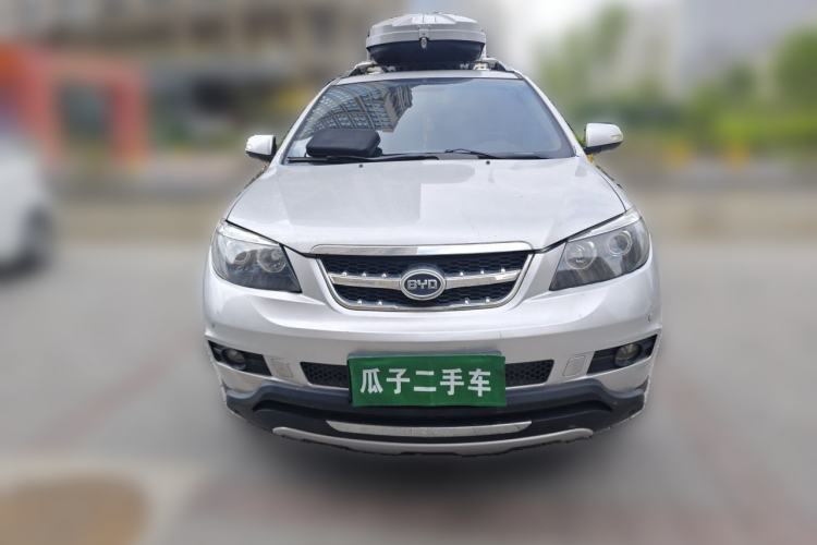 Used BYD S6 2012 2.0L Manual Luxury Version Front