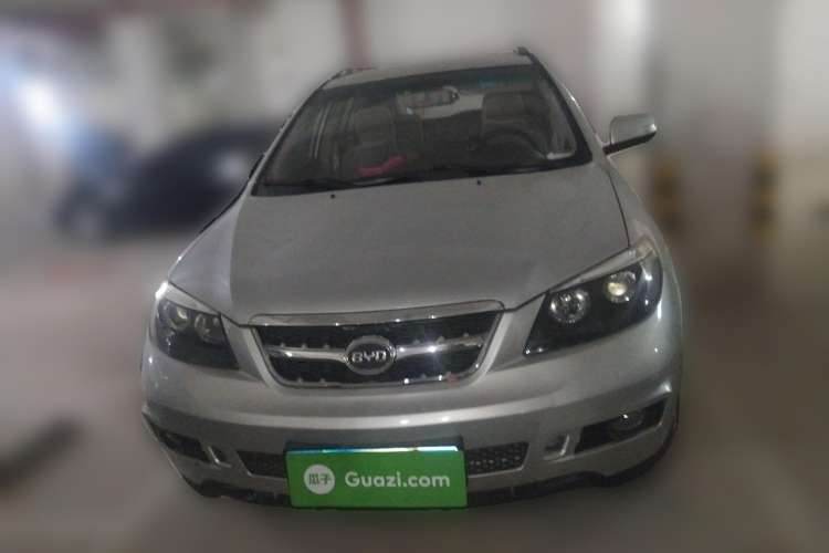 Used BYD S6 2012 2.4L Automatic Luxury Edition Front