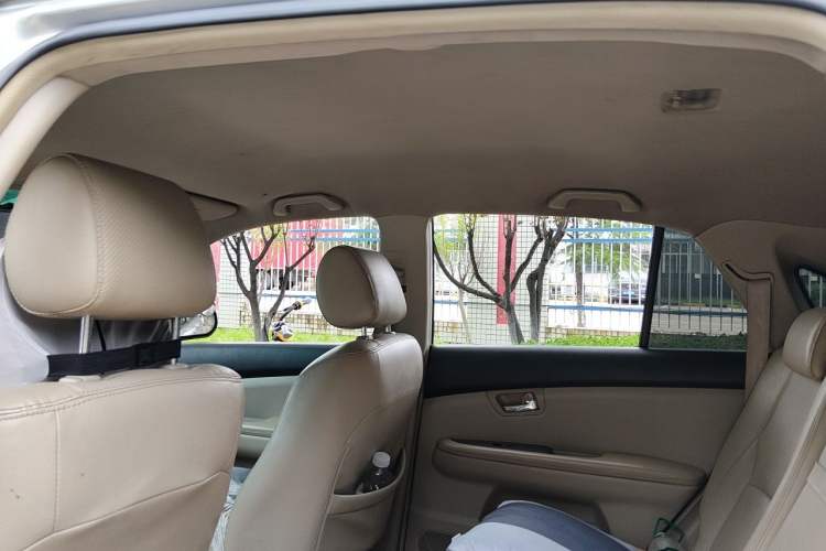 Used BYD S6 2012 2.0L Manual Luxury Version Headliner